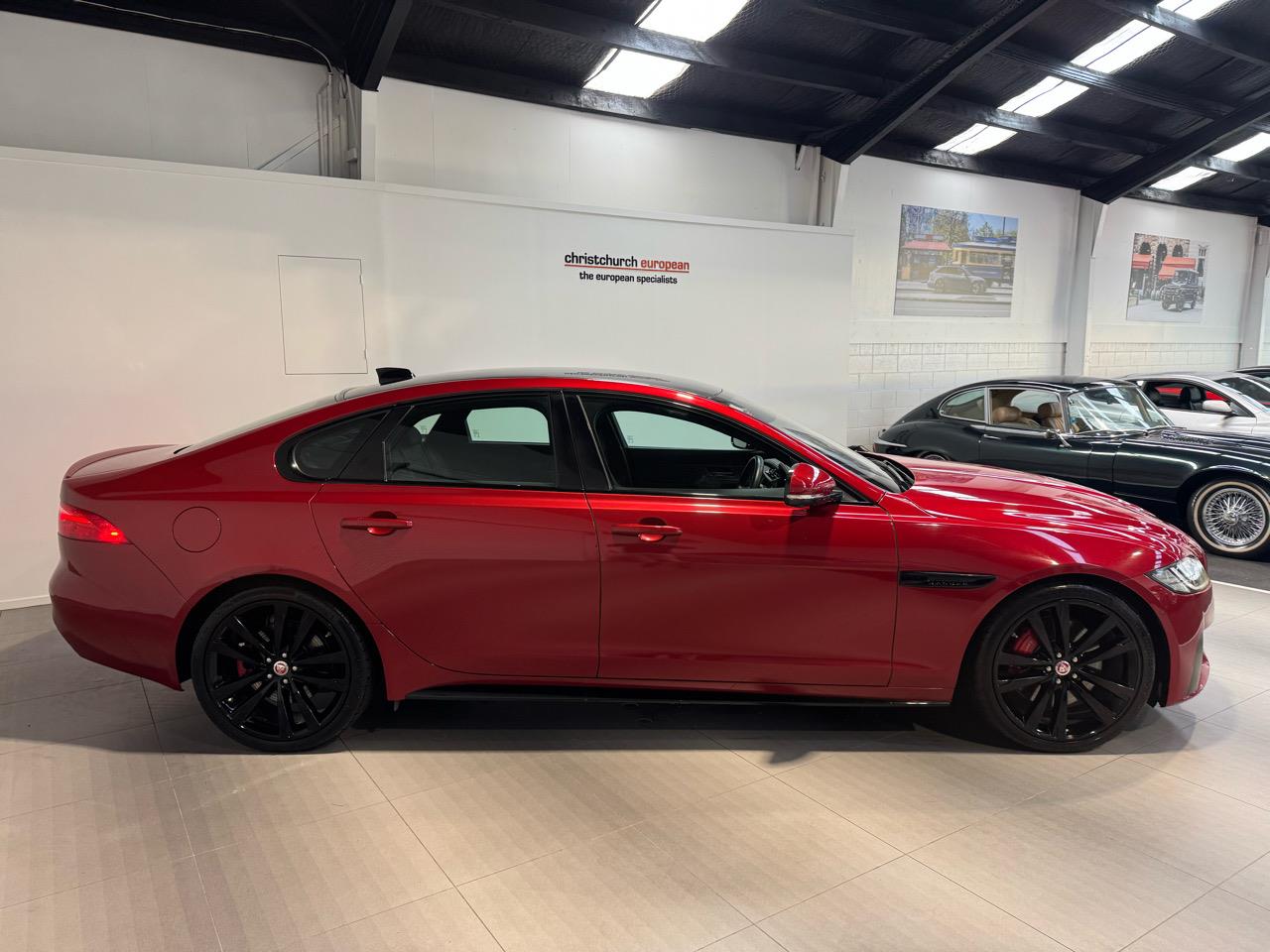 2020 Jaguar XF