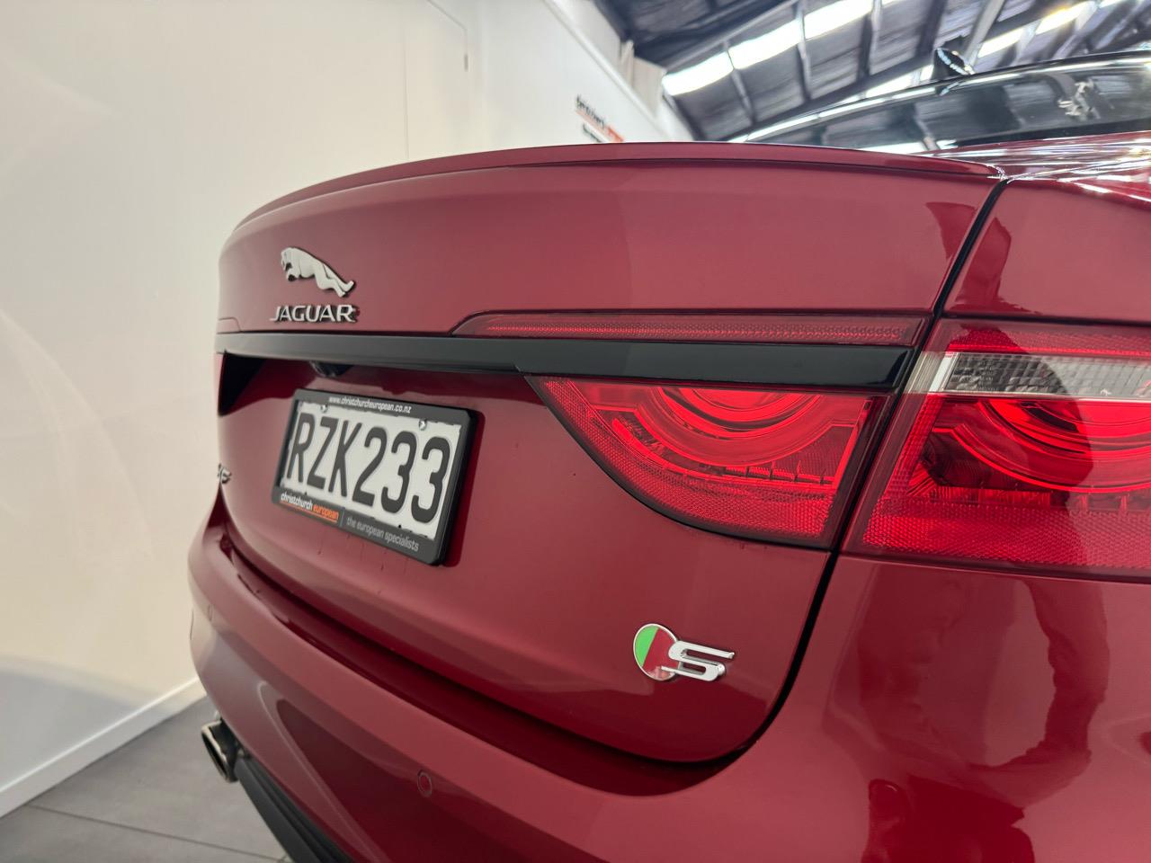 2020 Jaguar XF