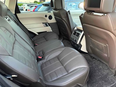 2017 Land Rover Range Rover Sport - Thumbnail