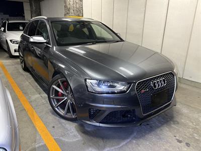 2015 Audi RS4 - Thumbnail