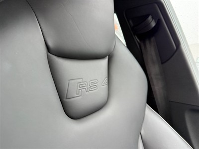 2015 Audi RS4 - Thumbnail