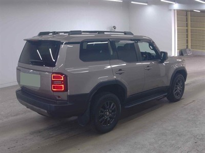 2025 Toyota Land Cruiser Prado - Thumbnail