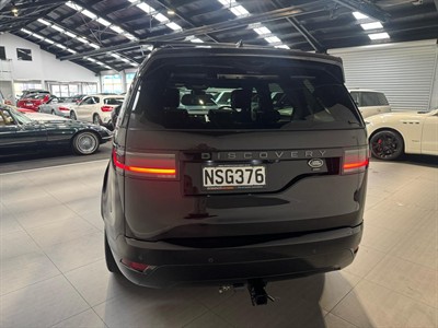 2021 Land Rover Discovery - Thumbnail