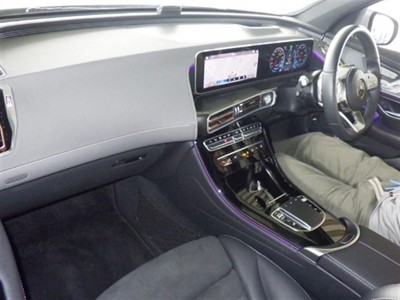 2020 Mercedes-Benz EQC - Thumbnail