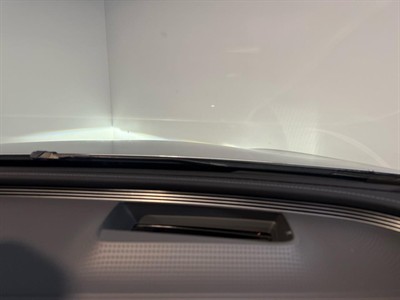 2020 Mercedes-Benz EQC - Thumbnail