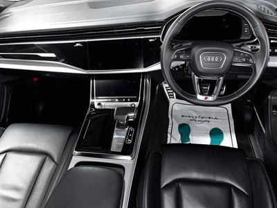 2022 Audi Q7 - Thumbnail