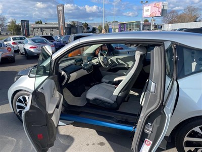 2015 BMW i3 - Thumbnail
