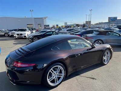 2013 Porsche 911 - Thumbnail
