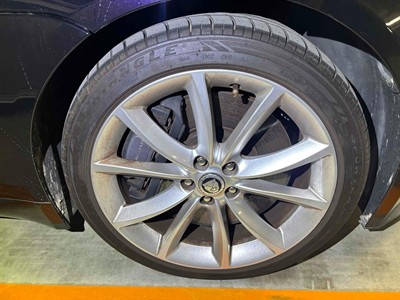 2014 Jaguar F-Type - Thumbnail