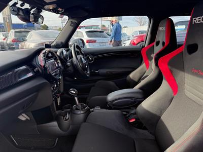2015 Mini Cooper S - Thumbnail