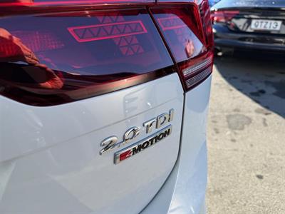 2019 Volkswagen Tiguan - Thumbnail