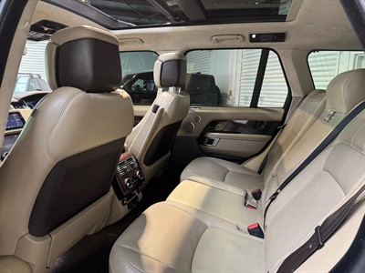 2019 Land Rover Range Rover Vogue - Thumbnail