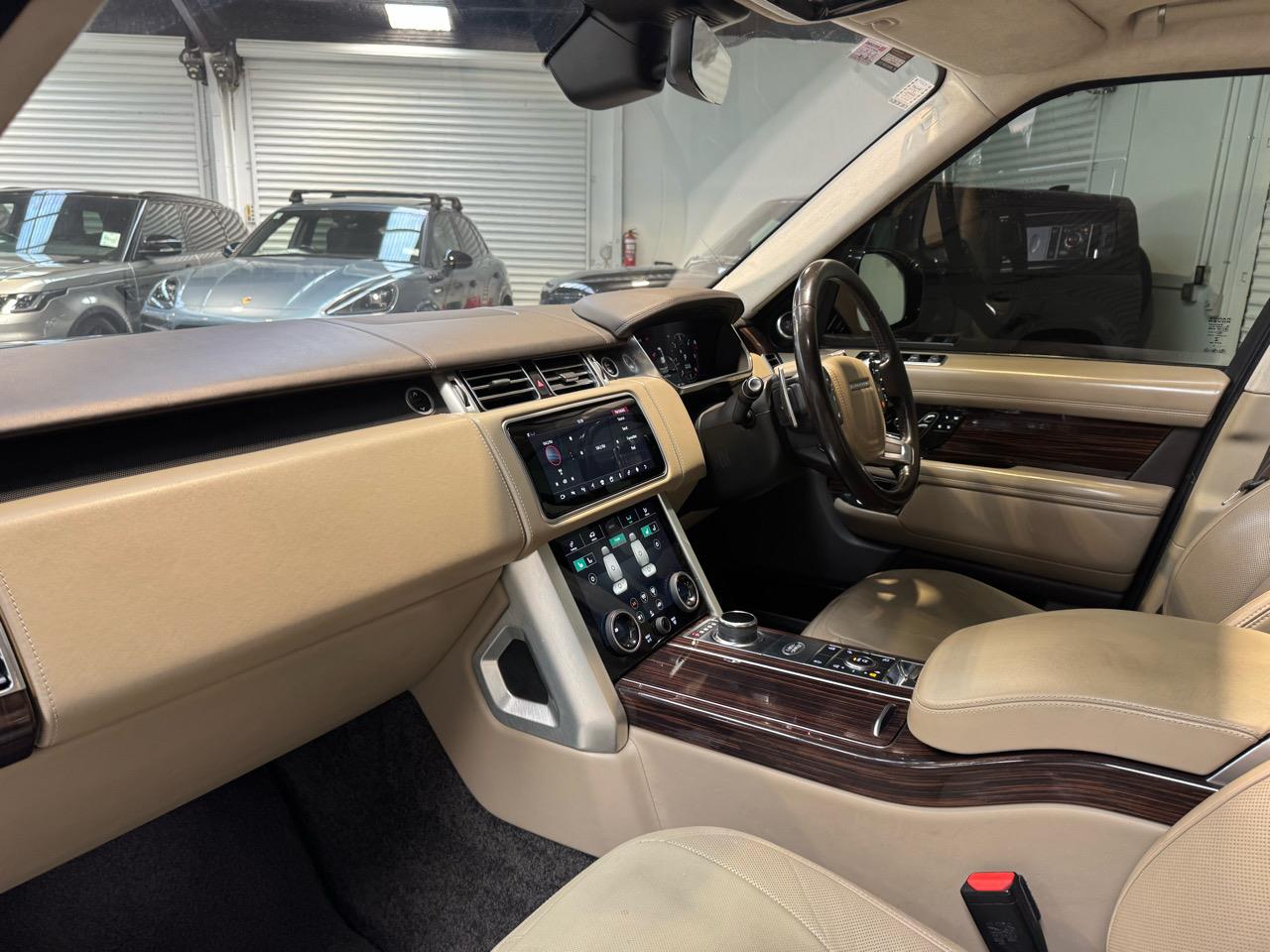 2019 Land Rover Range Rover Vogue