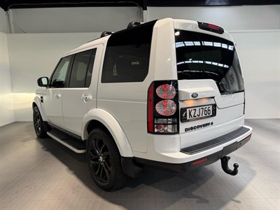 2015 Land Rover Discovery - Thumbnail