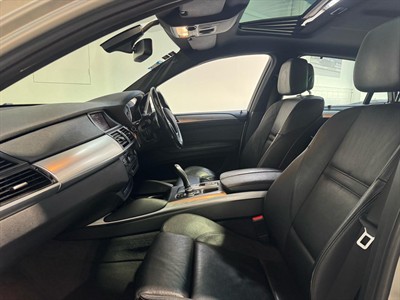 2012 BMW X6 - Thumbnail