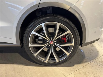 2019 Jaguar F-Pace - Thumbnail