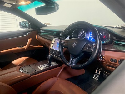 2015 Maserati Quattroporte - Thumbnail