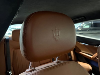 2015 Maserati Quattroporte - Thumbnail