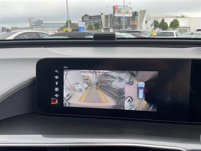 2021 Mercedes-Benz EQC - Thumbnail