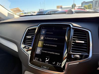 2017 Volvo XC90 - Thumbnail