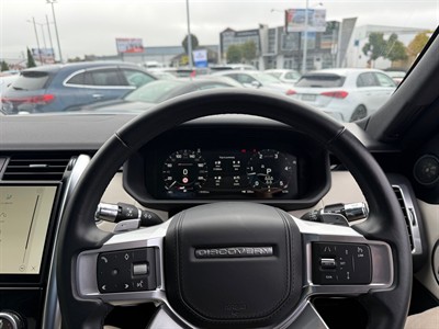 2022 Land Rover Discovery - Thumbnail