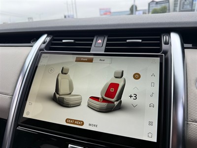 2022 Land Rover Discovery - Thumbnail