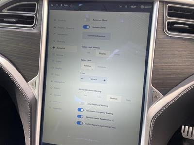 2014 Tesla Model S - Thumbnail