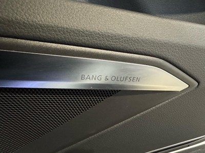 2024 Audi Q8 - Thumbnail