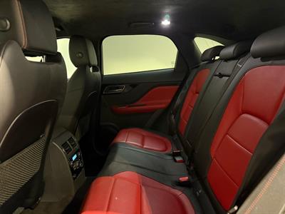2019 Jaguar F-Pace - Thumbnail