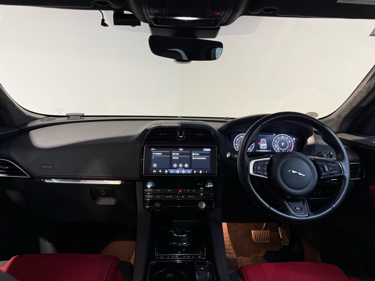 2019 Jaguar F-Pace