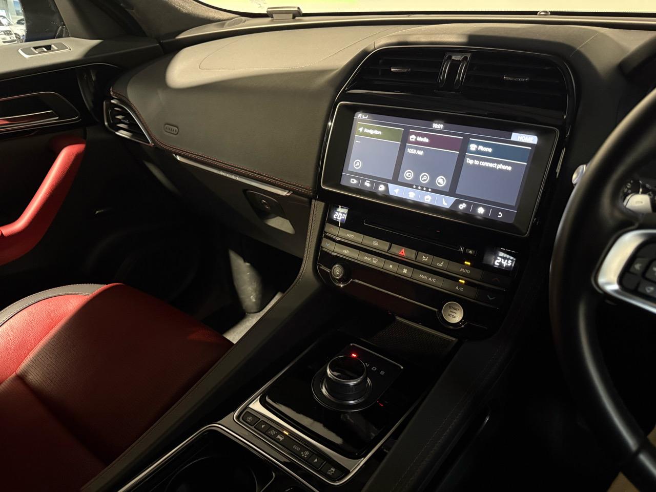 2019 Jaguar F-Pace