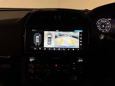 2019 Jaguar F-Pace - Thumbnail