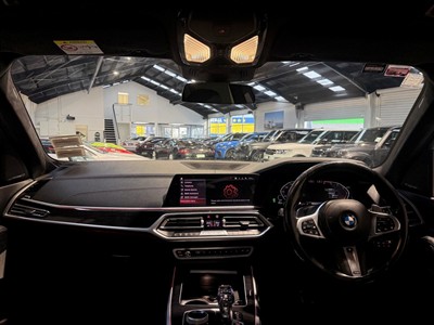 2019 BMW X7 - Thumbnail