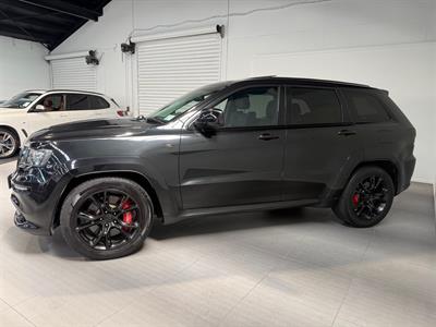 2013 Jeep Grand Cherokee - Thumbnail