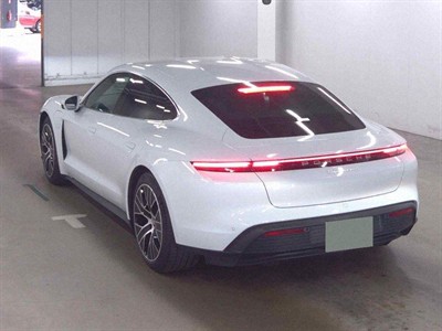 2021 Porsche Taycan - Thumbnail
