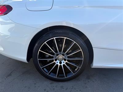 2016 Mercedes-Benz C 300 - Thumbnail