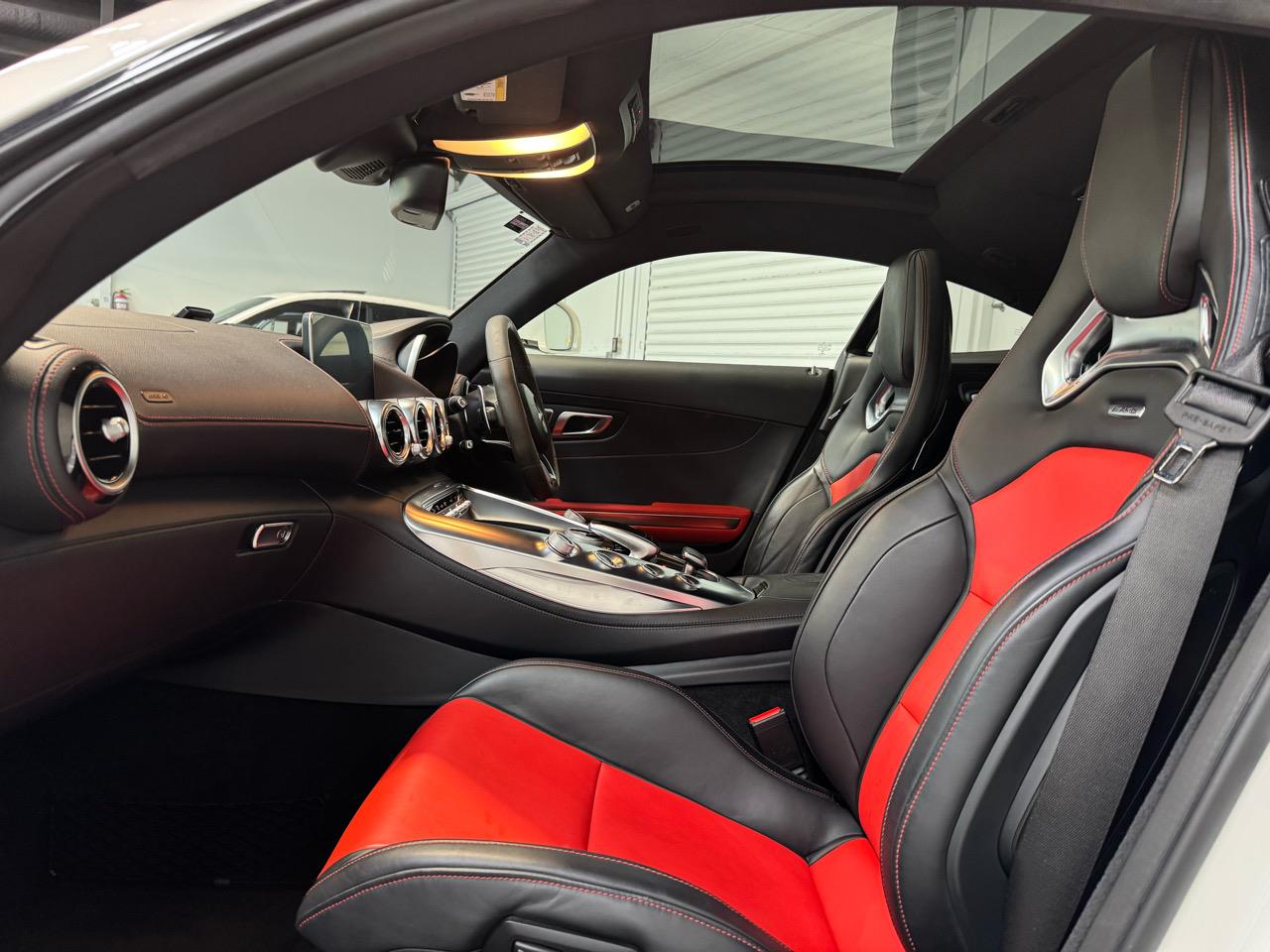 2017 Mercedes-Benz GT