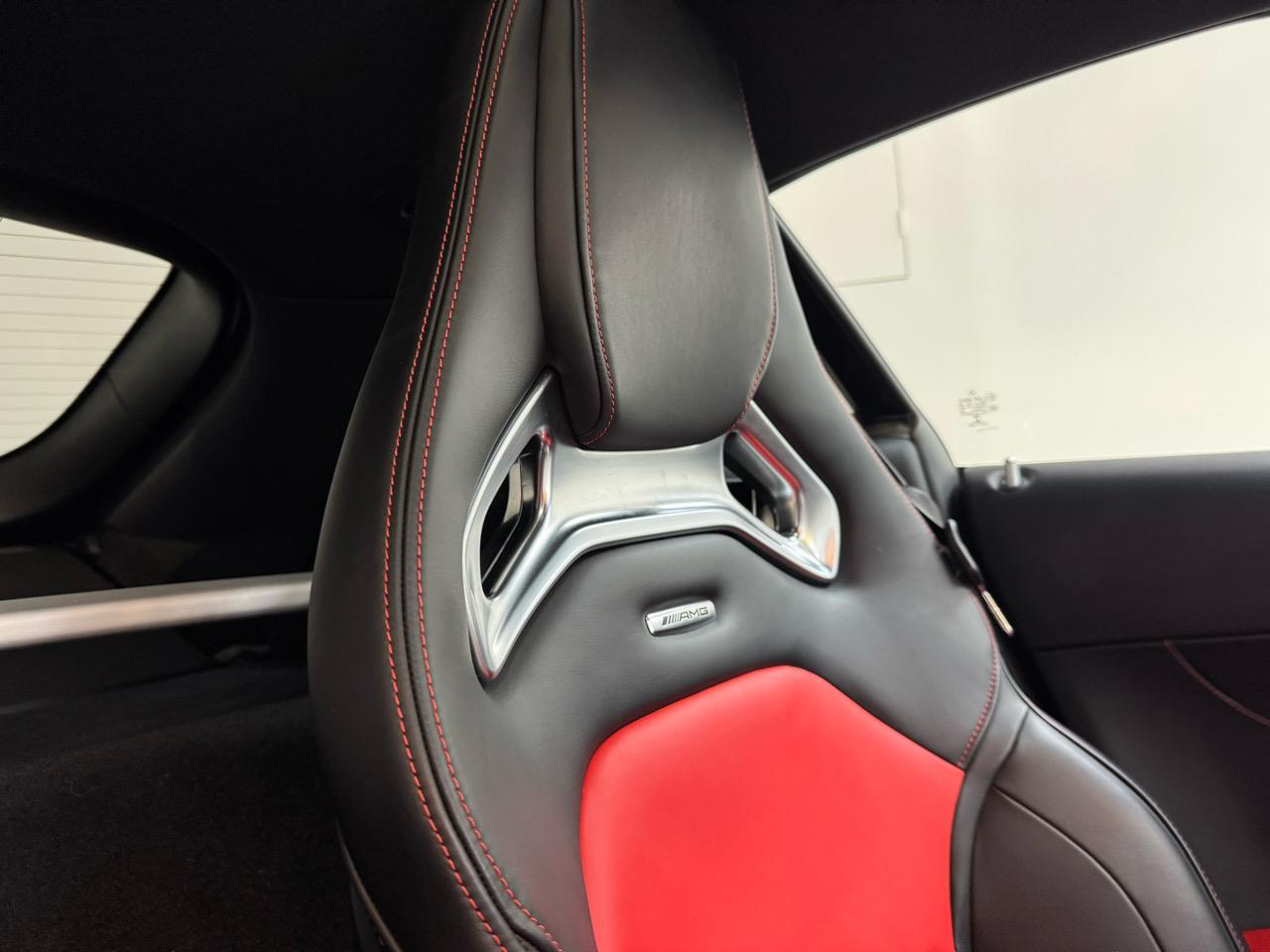 2017 Mercedes-Benz GT