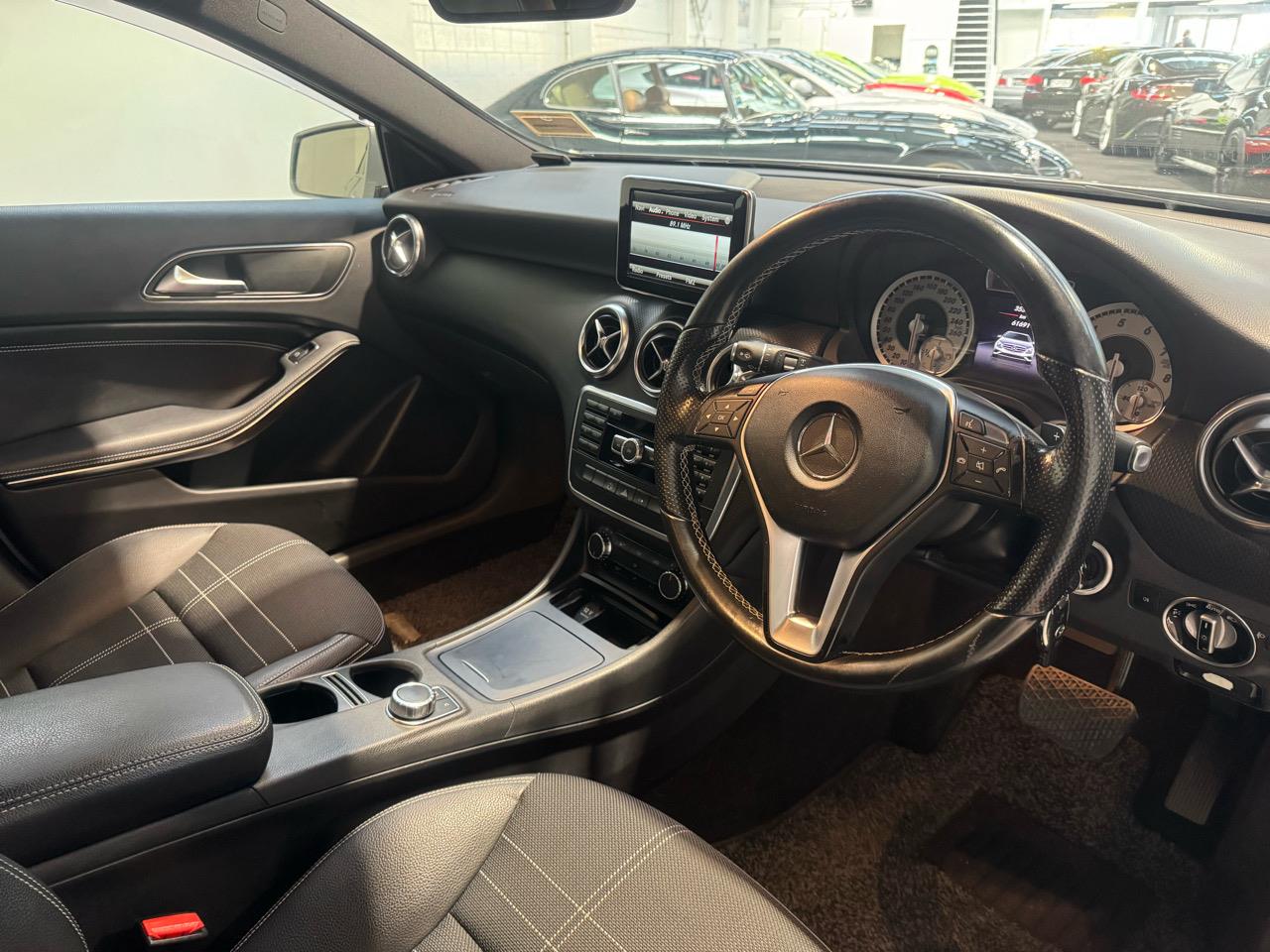 2014 Mercedes-Benz A 180