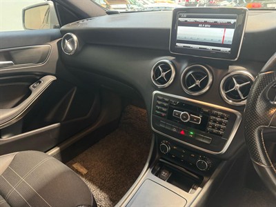 2014 Mercedes-Benz A 180 - Thumbnail