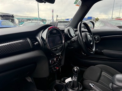 2014 Mini Cooper S - Thumbnail
