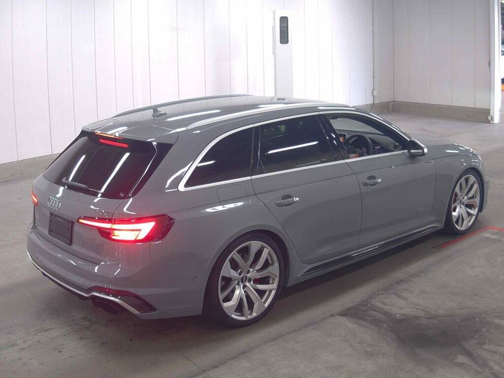 2019 Audi RS4