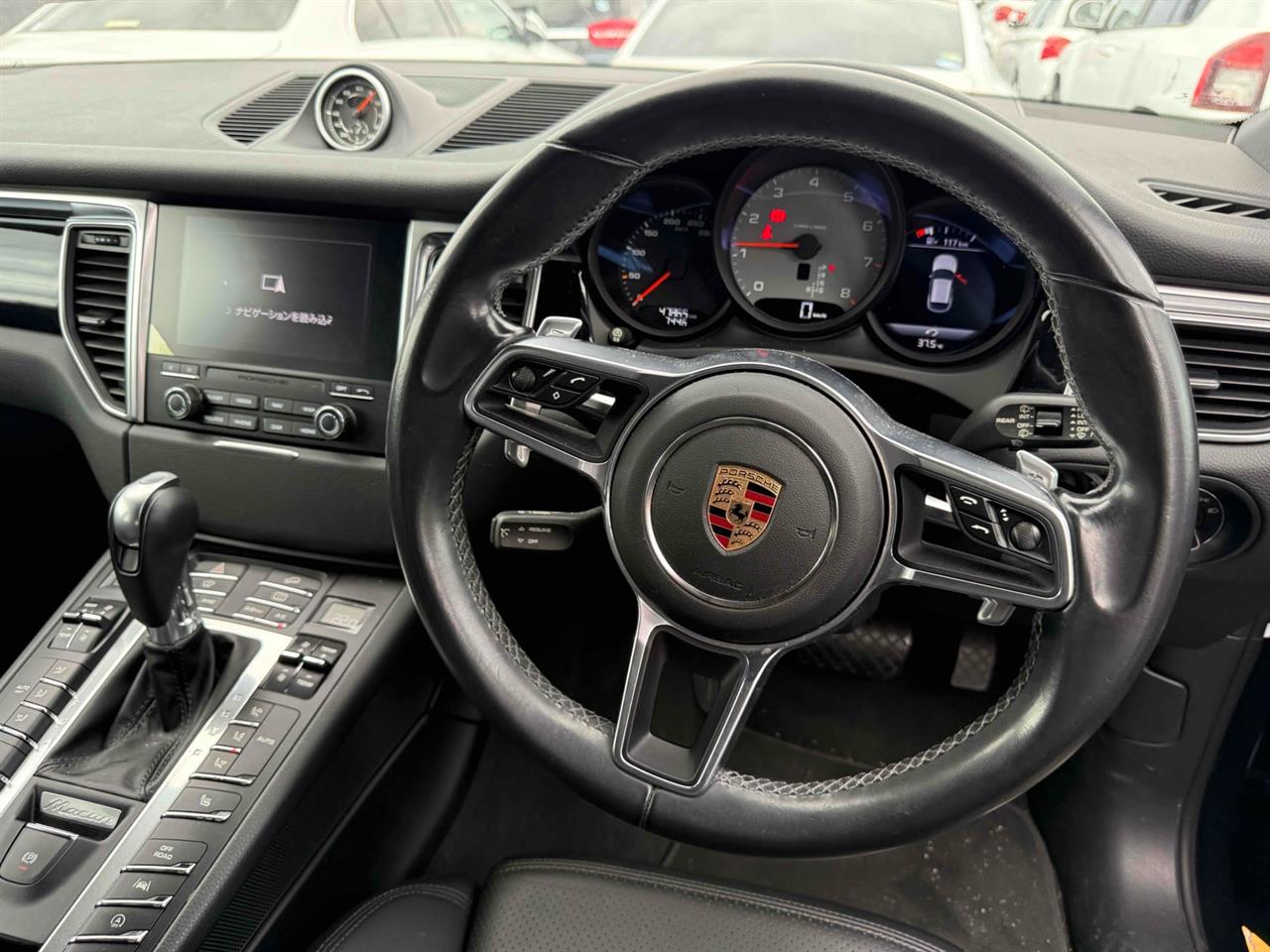 2016 Porsche Macan