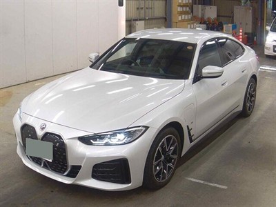 2023 BMW i4 - Thumbnail