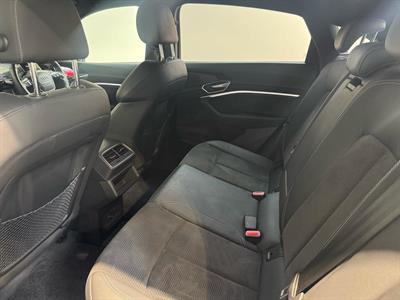 2022 Audi E-Tron - Thumbnail