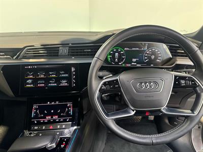 2022 Audi E-Tron - Thumbnail