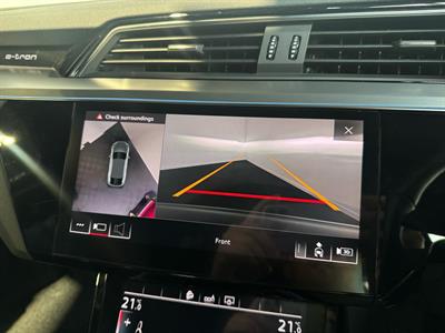 2022 Audi E-Tron - Thumbnail