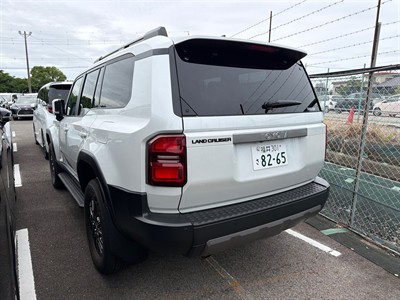 2024 Toyota Land Cruiser Prado - Thumbnail
