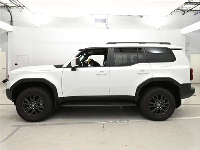 2024 Toyota Land Cruiser Prado - Thumbnail