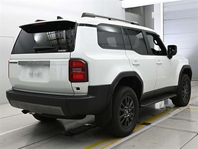 2024 Toyota Land Cruiser Prado - Thumbnail